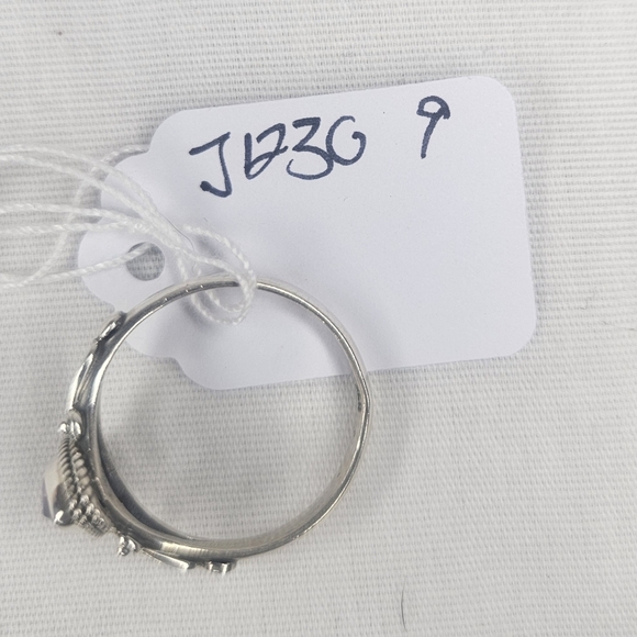 Sterling Silver Marquise Cut Faceted Amethyst Sz 9 NWT Tested Solid 925 - Picture 3 of 3